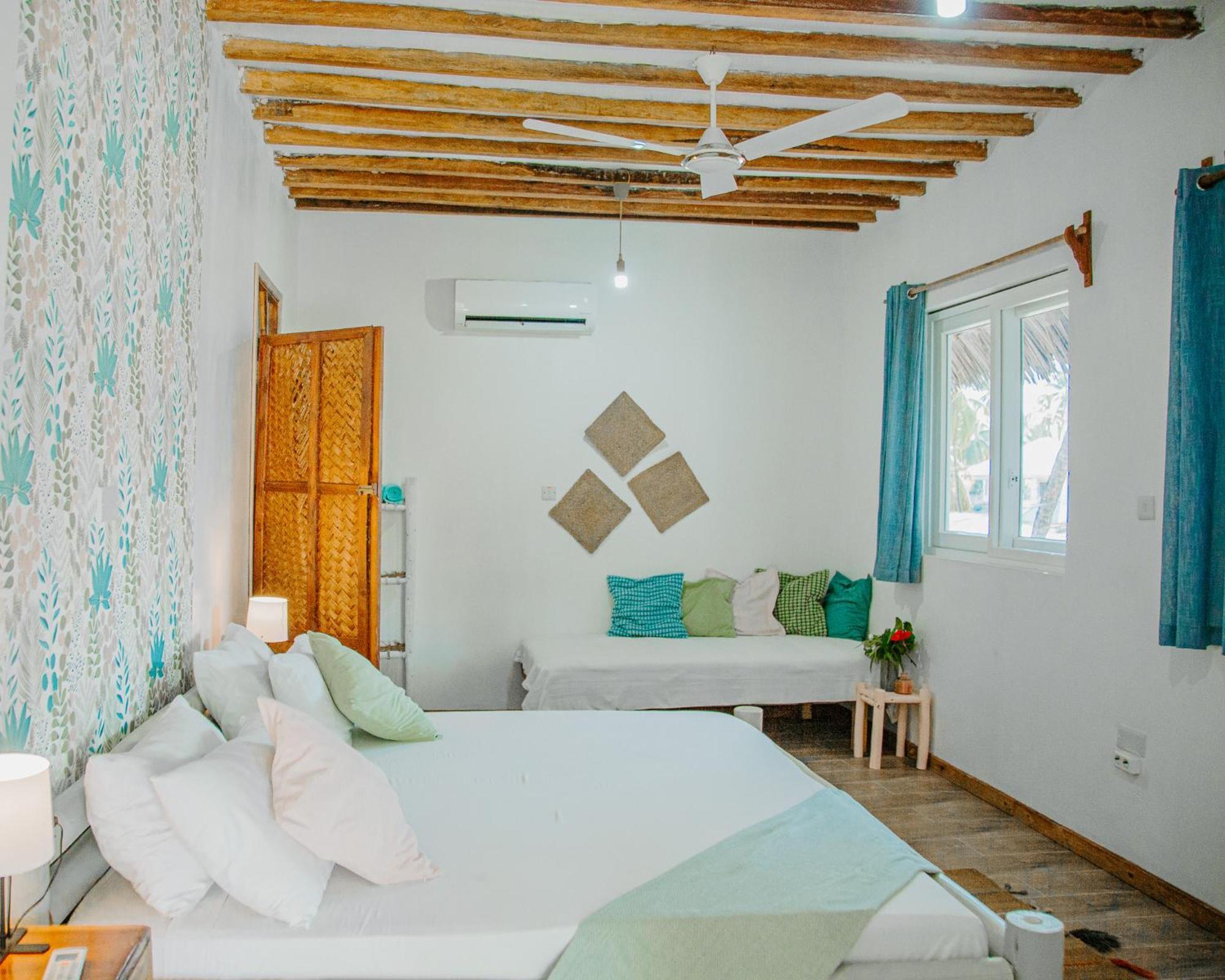 Bed and Breakfast Ocean Boho House Джамбіані Екстер'єр фото